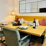 Aycatcherhomes - Chiron Boutique 2br Old Town Apartment *