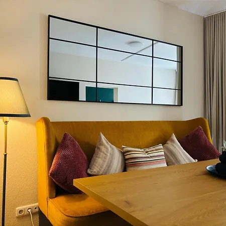 Aycatcherhomes - Lage I 4 Personen I 2 Schlafzimmer I Zentral I Altstadt I Naehe Fluss Lahn I Wlan I Boutique App Chiron * Marburg