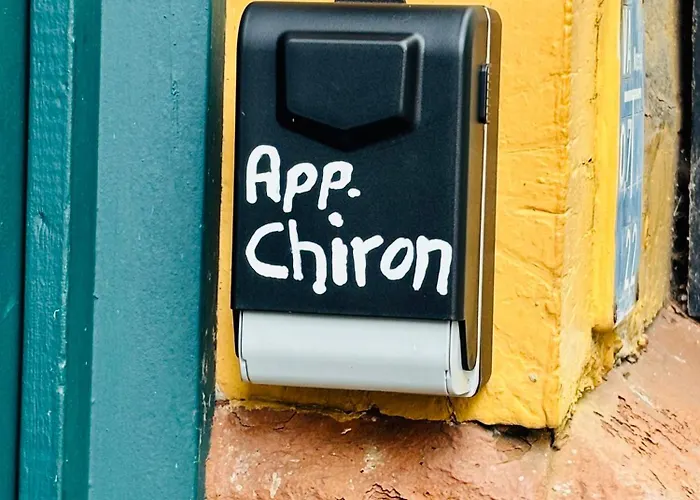 Aycatcherhomes - Chiron Boutique 2br Old Town Apartman *