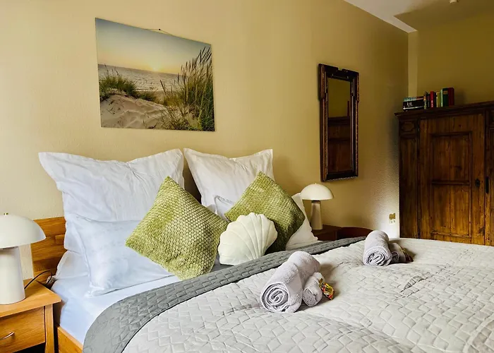 Aycatcherhomes - Chiron Boutique 2br Old Town *